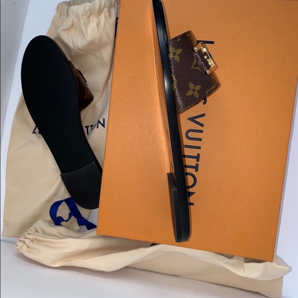 Louis Vuitton - Picture 6 of 11
